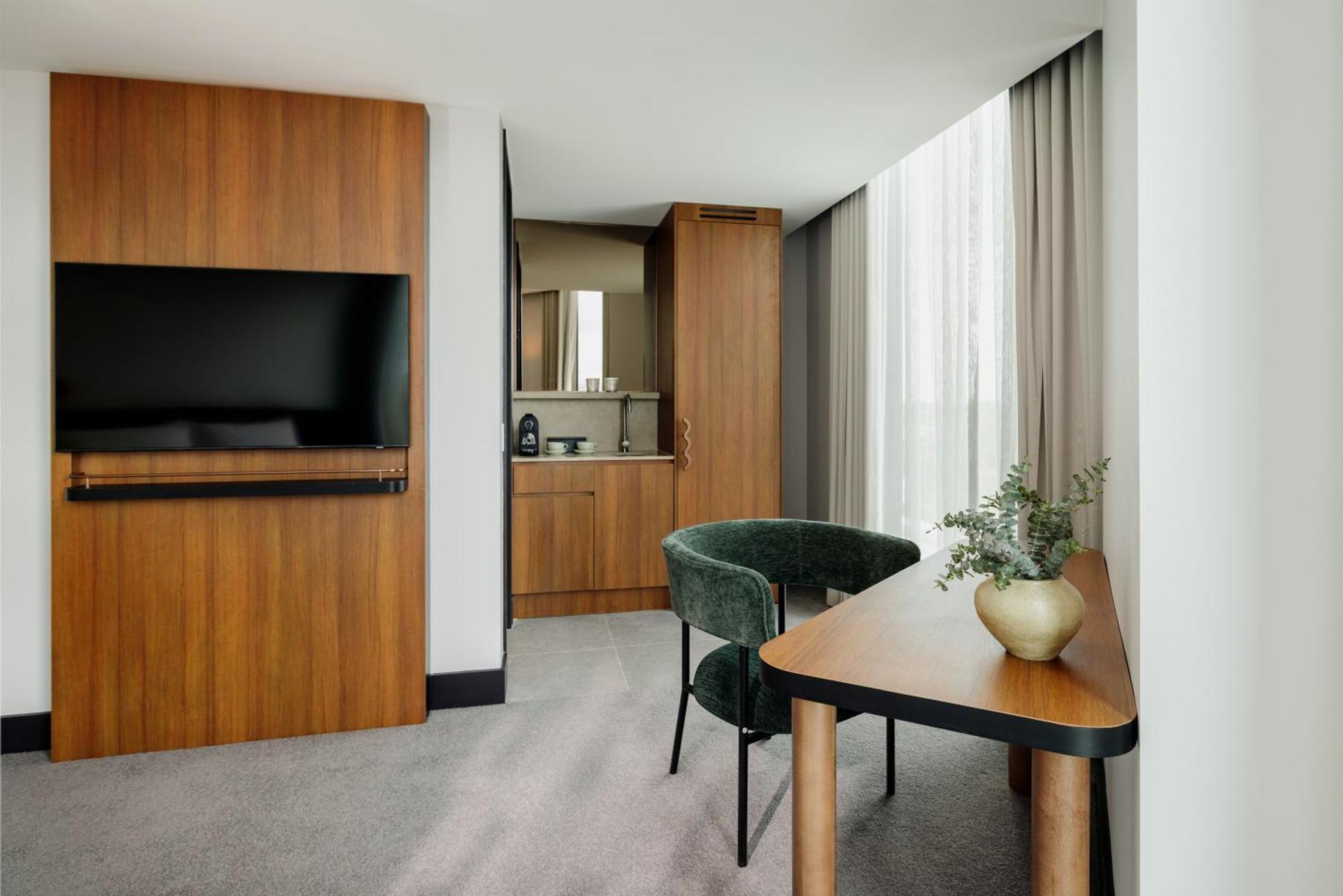 Crowne Plaza Adelaide Mawson Lakes By Ihg Экстерьер фото